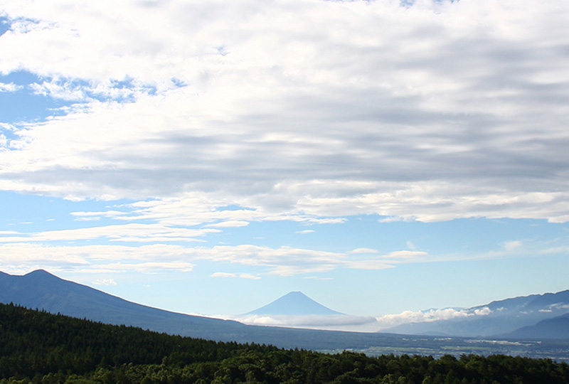 八ヶ岳・富士山の見える別荘地「ビバルデの丘」